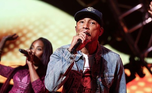 Pharrell Williams lors d'un concert à Inglewood, en Californie, le 4 décembre 2015.