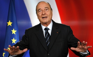 Jacques Chirac lors d'une allocution télévisée en 2007 .