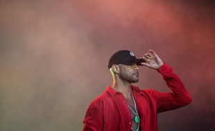Booba, sur la scène des Vieilles Charrues, en juin 2019.
