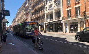 La rue de Metz, à Toulouse.Illustration.