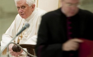 L'annulation de l'excommunication des évêques intégristes par le pape Benoît XVI serait "une grande joie" pour les adeptes de Mgr Marcel Lefebvre, affirme vendredi leur chef en Italie, Don Davide Pagliarani, dans une interview vendredi à la presse italienne.