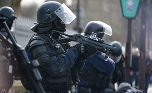 Des policiers le 09/02/2019.