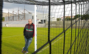 " Donnez-moi un Tapie et on monte direct en Ligue 2 ", lance Jean-Luc Mingallon, président du GS Consolat.