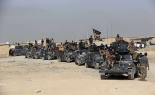 Les forces d'élite irakiennes se rassemblent en vue de reprendre la ville de Mossoul, le 15 octobre 2016.