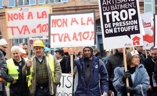 Des artisans manifestent vendredi 18 janvier 2013 à Toulouse, comme partout en France.