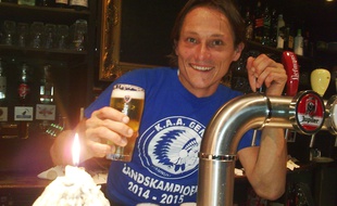 Benjamin Bundervoet, dit "Ben Bufallo", dans son bar à Lochristi, près de Gand.