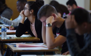 Des candidats au bac en juin 2019.