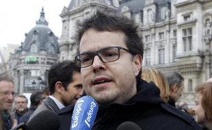 Le directeur du quotidien Libération, Nicolas Demorand, estime mardi que la rumeur sur un compte en Suisse de Laurent Fabius était "un fait politique majeur" qui justifiait de faire sa une dessus.