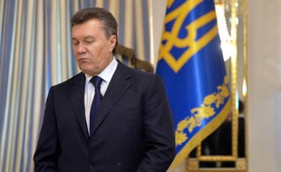 L'Autriche et la Suisse, deux havres financiers appréciés des oligarques, ont décidé d'attaquer au portefeuille l'ex-président ukrainien Viktor Ianoukovitch et son clan, au moment où les sanctions personnelles promises par l'UE tardent à se concrétiser.