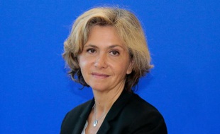 La présidente de la région Ile-de-France Valérie Pécresse, lors de l'inauguration du commissariat des Mureaux le 8 avril 2016