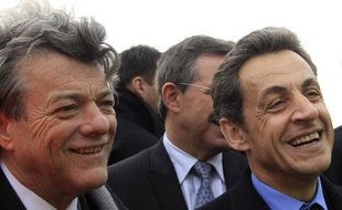 L'Elysée et l'UMP semblent désormais déterminés à jouer la carte Jean-Louis Borloo, face aux inquiétudes sur le chômage et à la poussée de François Bayrou dans les sondages, après avoir pourtant tout fait à l'automne pour qu'il renonce à être candidat à l'Elysée.
