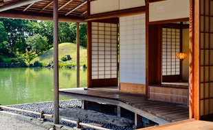 Illustration d'une maison traditionnelle japonaise.
