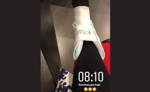 Neymar a posté une photo de sa cheville sur Instagram.