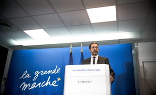 Christophe Castaner au QG de La République en marche, à Paris, le 21 mars 2018.