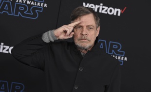 Mark Hamill annonce avoir quitté Facebook.