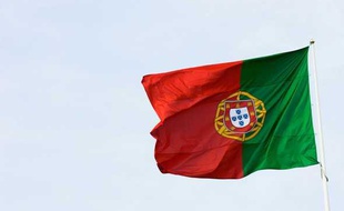 Le drapeau du Portugal à Lisbonne en août 2009.