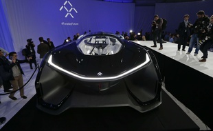 La FFZero1 de Faraday Future dévoilée le 4 janvier 2016, à Las Vegas. AP Photo/Gregory Bull.