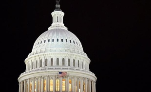 De la ricine, un poison qui a déjà été utilisé dans des attaques contre des élus dans le passé, a été détectée par les autorités dans une lettre envoyée au sénateur républicain Roger Wicker à Washington, a indiqué mardi un responsable du Sénat.