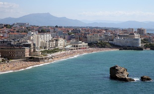 L'océan Atlantique, depuis la plage de Biarritz (Pyrénées-Atlantiques)