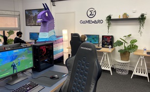 La salle de gaming Gameward, en pleine session de stage de coaching pour les jeunes