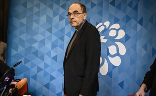 Le cardinal Barbarin, le 7 mars 2019 à Lyon, au moment d'annoncer sa démission.
