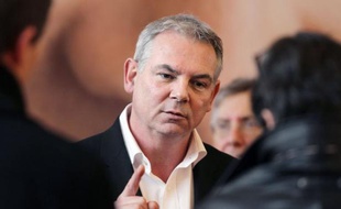 A un mois de son Congrès, la CGT met la barre à gauche toute, construisant un front syndical contre l'accord sur l'emploi et dénonçant "l'obsession" de la compétitivité de François Hollande, à la fois pour rassembler ses troupes et manifester sa mauvaise humeur devant la proximité du gouvernement et de la CFDT.