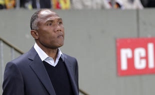 Le coach lensois Antoine Kombouare.