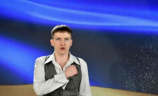 La pilote ukrainienne Nadia Savtchenko lors d'une conférence de presse à Kiev, le 27 mai 2016
