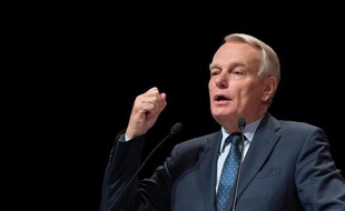 Jean-Marc Ayrault, Premier ministre.