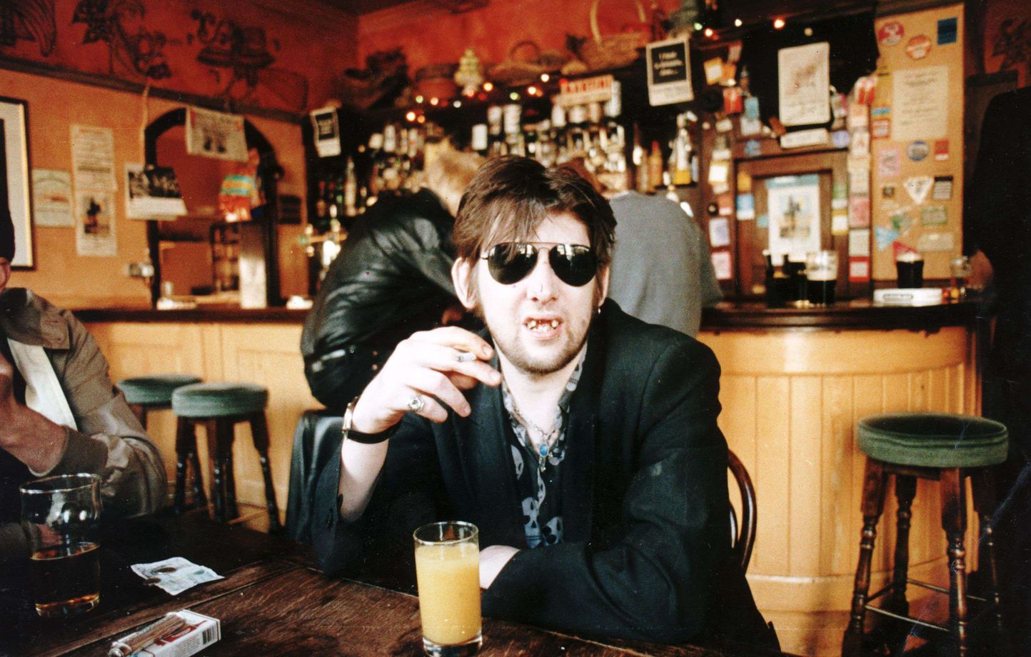 Shane MacGowan, Le Chanteur Des Pogues, Est Mort à 65 Ans