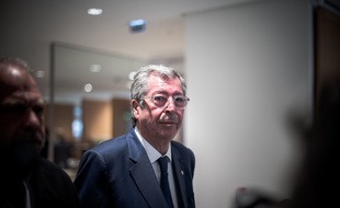 Des habitants de Levallois ont créé une association pour recueillir des fonds en vue de payer la caution de Patrick Balkany.