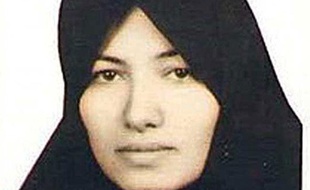 Sakineh Mohammadi Ashtiani Ashtiani, une Iranienne de 43 ans condamnée à mort par lapidation.