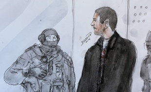 Portrait de Medhi Nemmouche devant la cour d'appel de Versailles, le 29 juillet 2014.