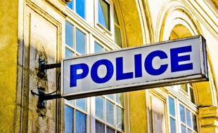 Un commissariat de police. (Illustration)