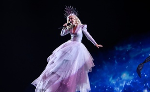 La chanteuse australienne Kate Miller-Heidke lors de sa première répétition sur la scène de l'Eurovision, le 4 mai 2019.