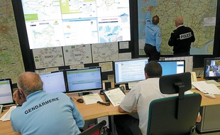 Gendarmes et policiers coordonnent les actions sur le réseau routier de 20 départements.