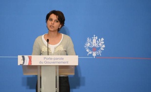 Le président de l'UMP, Jean-François Copé, a fait de l'"outrance langagière son fonds de commerce", a estimé mardi la porte-parole du gouvernement, Najat Vallaud-Belkacem, interrogée sur le "printemps des cons" évoqué lundi soir à Nîmes par le dirigeant de l'opposition.