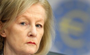 L'Allemande Sabine Lautenschläger va prendre la vice-présidence de la supervision des banques de la zone euro, après un vote positif du Parlement européen mercredi.