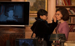 Natalie Portman se fait remaquiller sur le tournage de «Jackie», qui s'est en partie déroulé à la Cité du cinéma, à Saint-Denis.