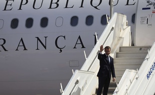 Cette semaine, Emmanuel Macron va s'envoler pour Alger puis Doha.