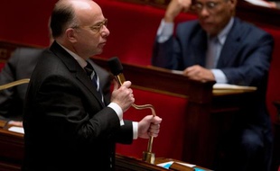 Le ministre du Budget Bernard Cazeneuve est auditionné ce mardi par la commission des Finances de l'Assemblée nationale après l'annonce d'un déficit budgétaire 2013 supérieur aux prévisions initiales mais moindre qu'en 2012.