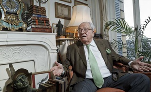 Jean-Marie Le Pen, à son domicile à Saint-Cloud (Hauts-de-Seine), le 3 octobre 2012.
