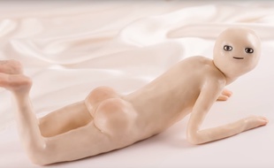 «Hi stranger» est une création de Kirsten Lepore.