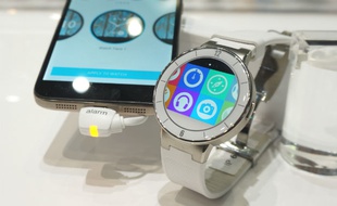 La Watch d'Alcatel OneTouch sera compatible iOS et Android.