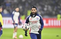 Un footballeur bientôt jugé à Londres à cause de ses deux chiens