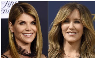 Les actrices Lori Loughlin et Felicity Huffman ont été inculpées dans un scandale de triche universitaire.