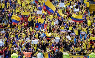 Les supporters colombiens sont venus en nombre jeudi au stade d'El Campin de Bogota pour accueillir leur sélection, défaite en 8es de finale du Mondial contre l'Angleterre.
