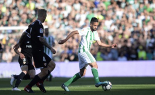 Ryad Boudebouz quitte le Betis Séville pour rejoindre Saint-Etienne.
