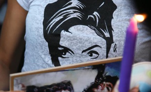Veillée en hommage au chanteur Prince le 21 avril 2016 dans le parc Leimert à Los Angeles en Californie
