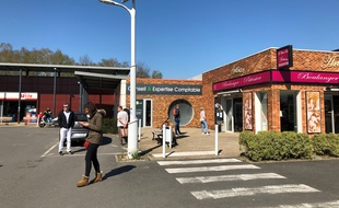 Le centre commercial de Saint-Aignan-de-Grand-Lieu, mercredi 25 mars 2020.